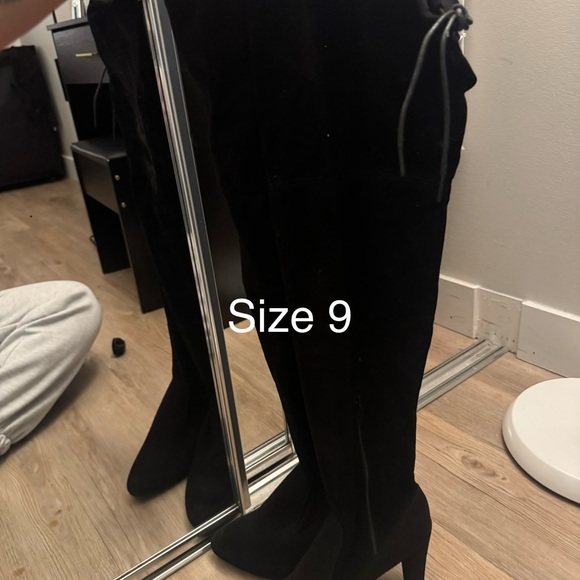 Shoes - Women's Black Knee-High Block Heel Boots - Size 9